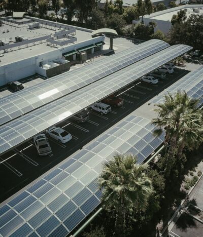 Batterie pour panneaux solaires à Dour : rentable en 2026 ?